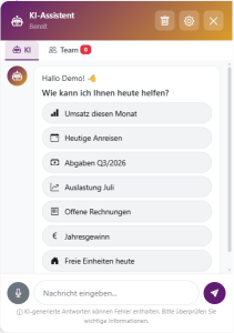 Screenshot des Vistello Lodge KI-Assistenten mit Begrüßung und einer Liste vorgeschlagener Schnellfragen zu Umsatz, Anreisen, Abgaben und weiteren Kennzahlen sowie einem Eingabefeld für Nachrichten.